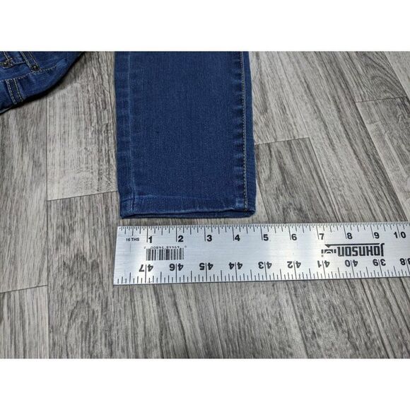 (3/$35) Mudd Size 3 Embroidered Stretchy Medium Wash Whiskered Denim Blue Jeans - Picture 10 of 10